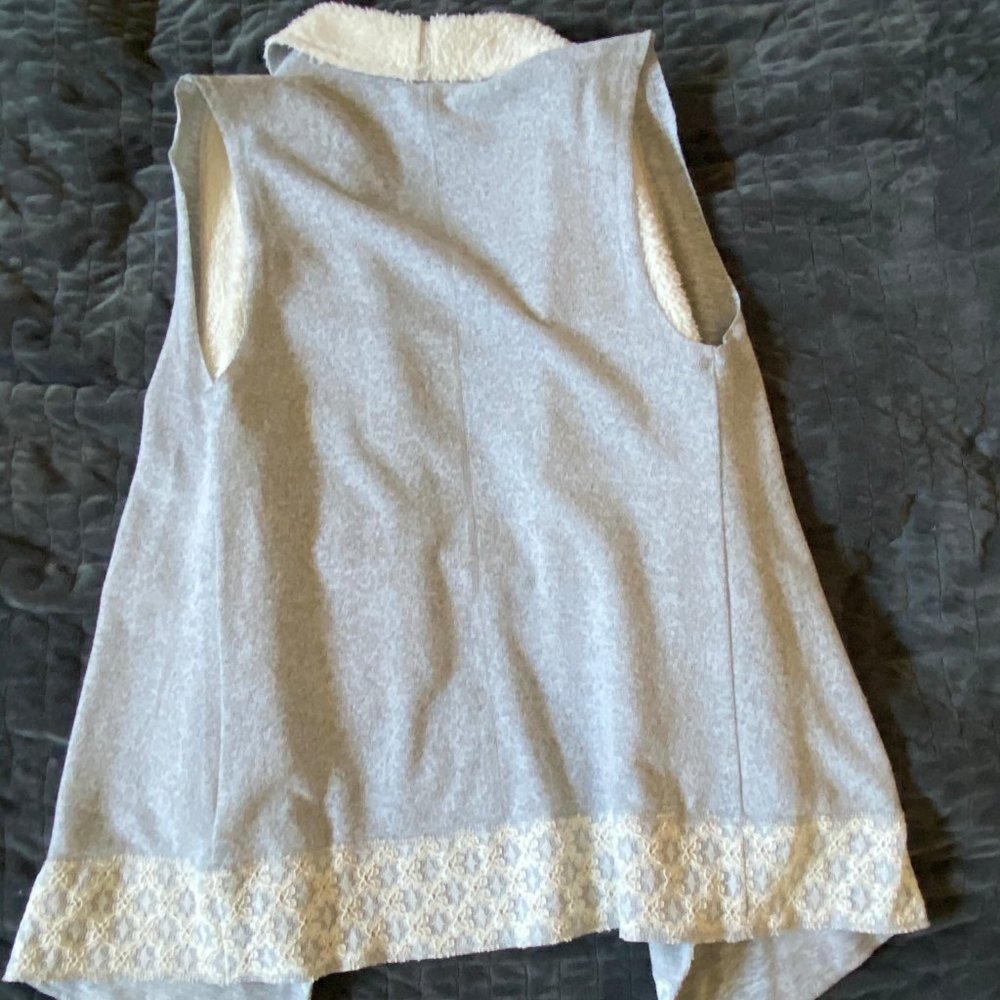Gray Vest - image 2